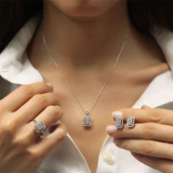 Rubinstein Diamonds